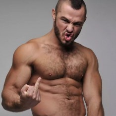 Jessy Ares, önde gelen eşcinsel erkek porno yıldızlarından biridir. Biyografisini okuyun ve hangi porno videolarında yer aldığını görün.