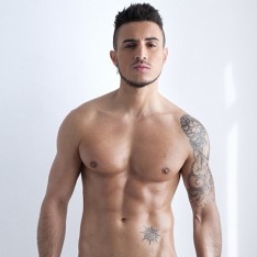 Klein Kerr a top gay pornstar read their bio and more