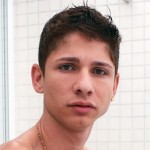 Riu Melo bintang porno gay lelaki terkemuka dari Rio de Janeiro, BR membaca Biografi mereka dan lihat video lucah yang mereka tampilkan